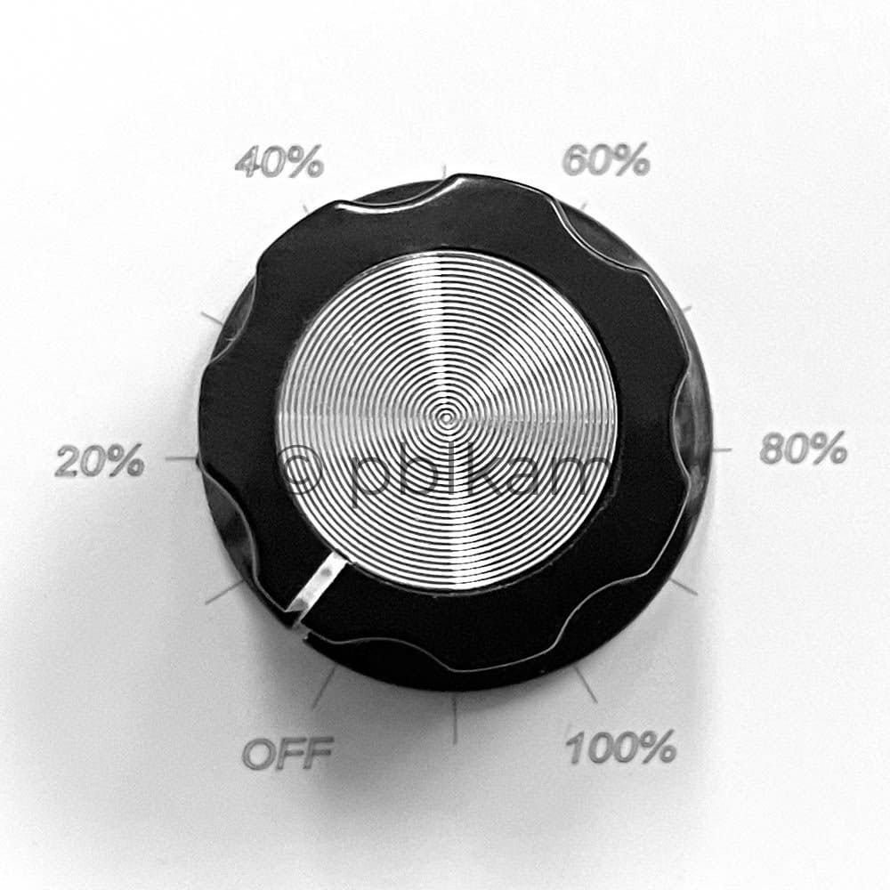 100W Square LED Grow Light Full Spectrum Dimmable VEG/BLOOM - Ricon Lighting