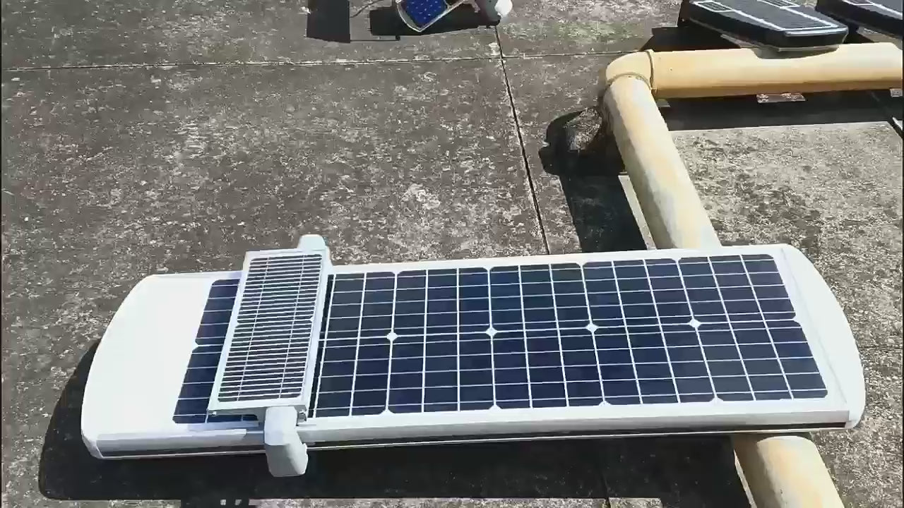 Demo Video of Self-Cleaning All-in-One Solar LED Street Light