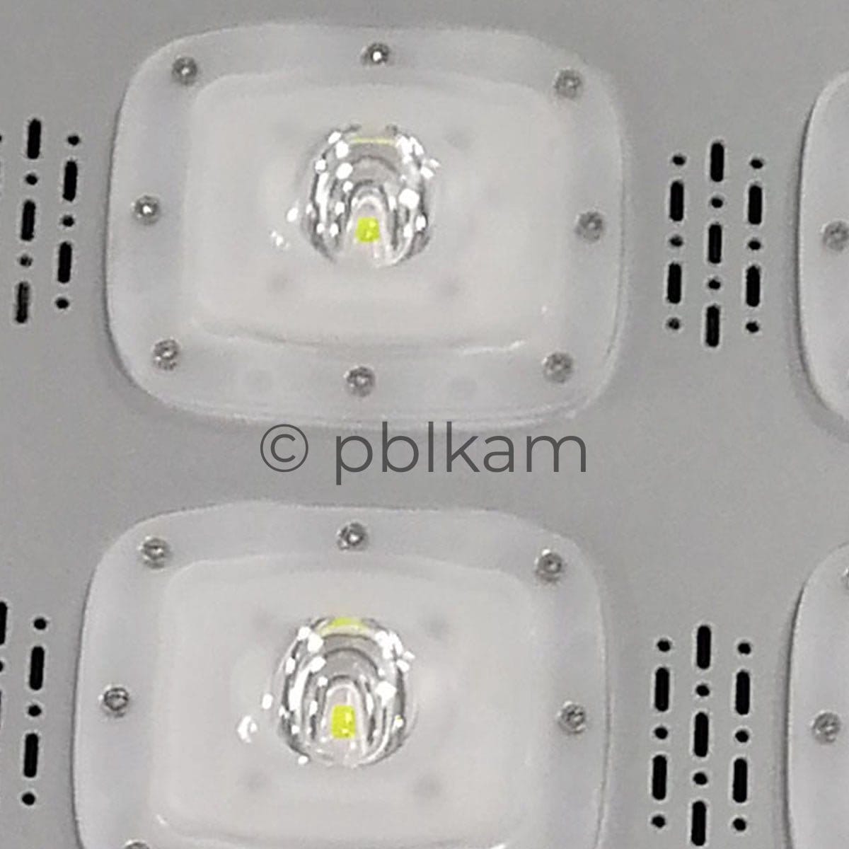 Self - Cleaning All - in - One Solar LED Street Light | 40W - 100W - Ricon Lighting